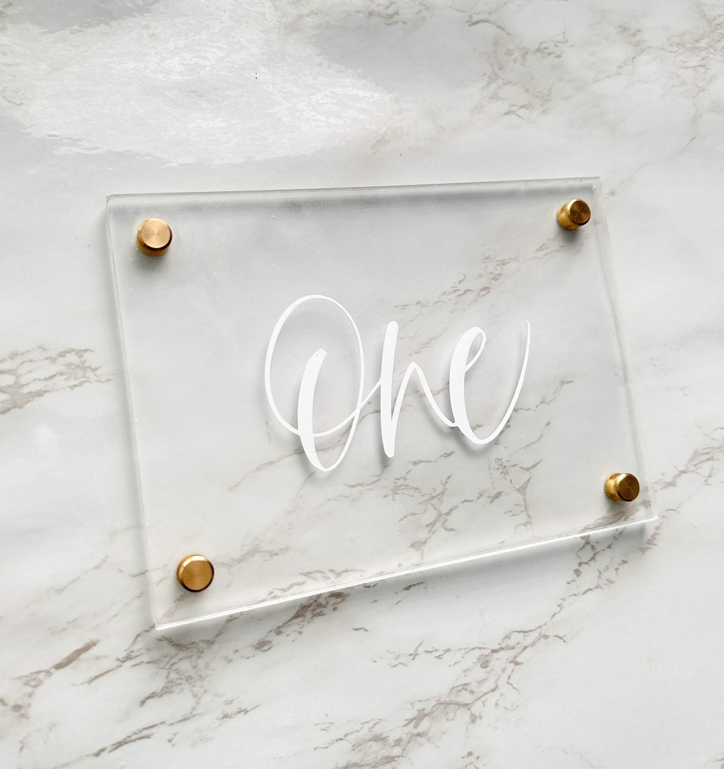 DOUBLE-LAYERED ACRYLIC TABLE NUMBERS